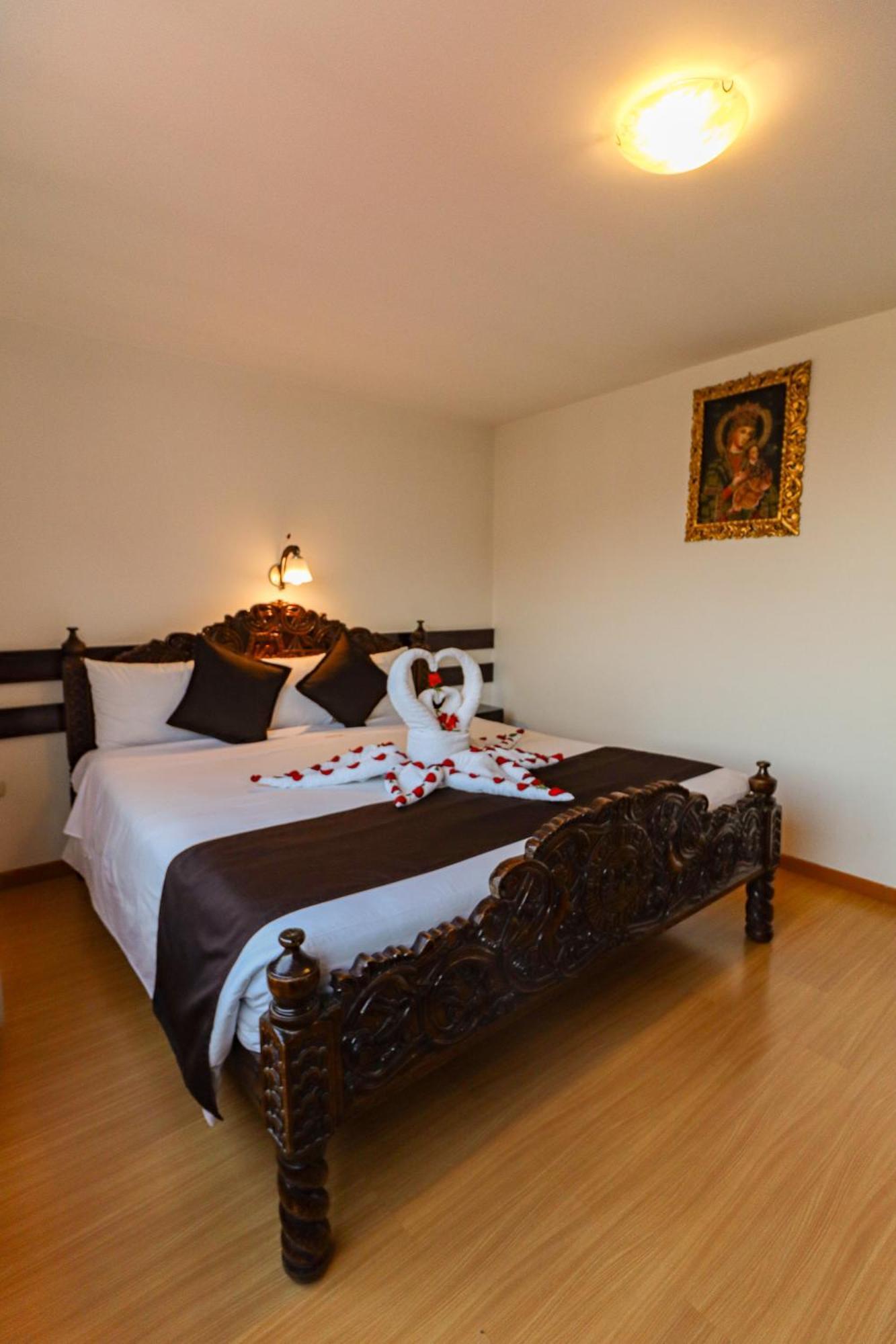 Hotel Kapac Inn-San Blas クスコ エクステリア 写真