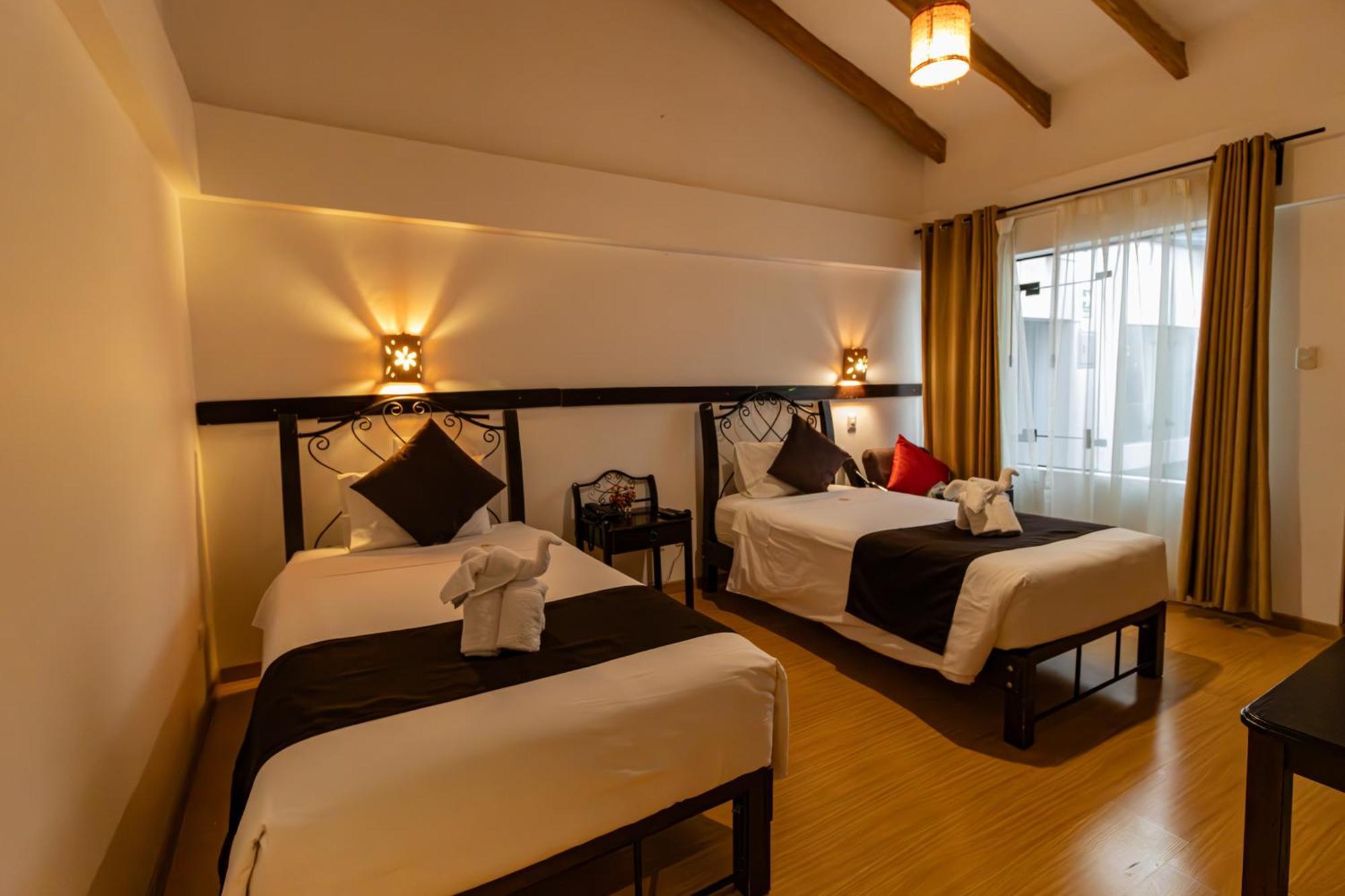 Hotel Kapac Inn-San Blas クスコ エクステリア 写真