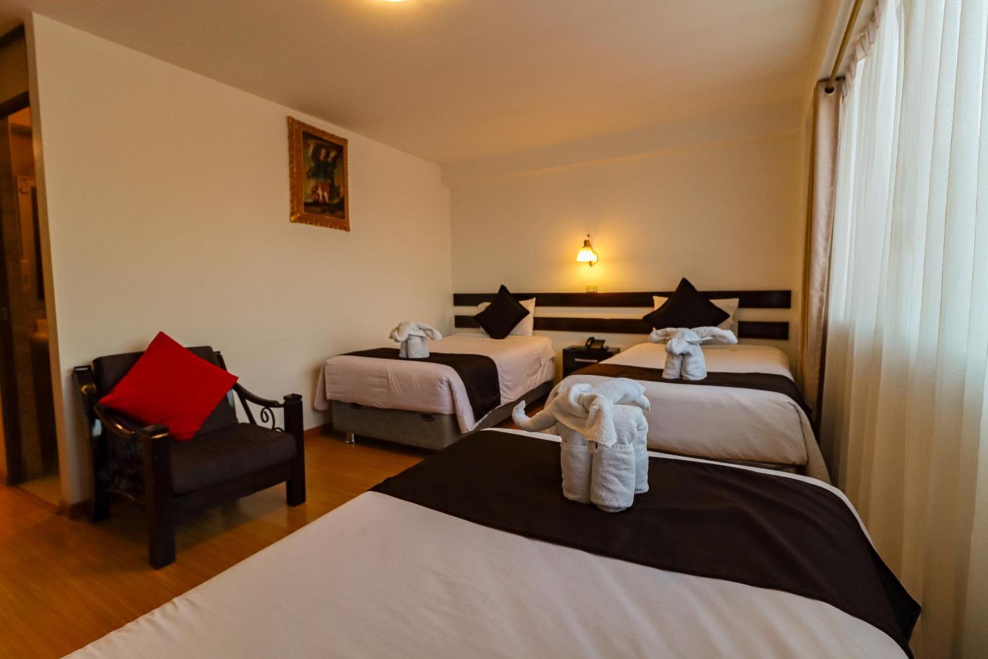 Hotel Kapac Inn-San Blas クスコ エクステリア 写真
