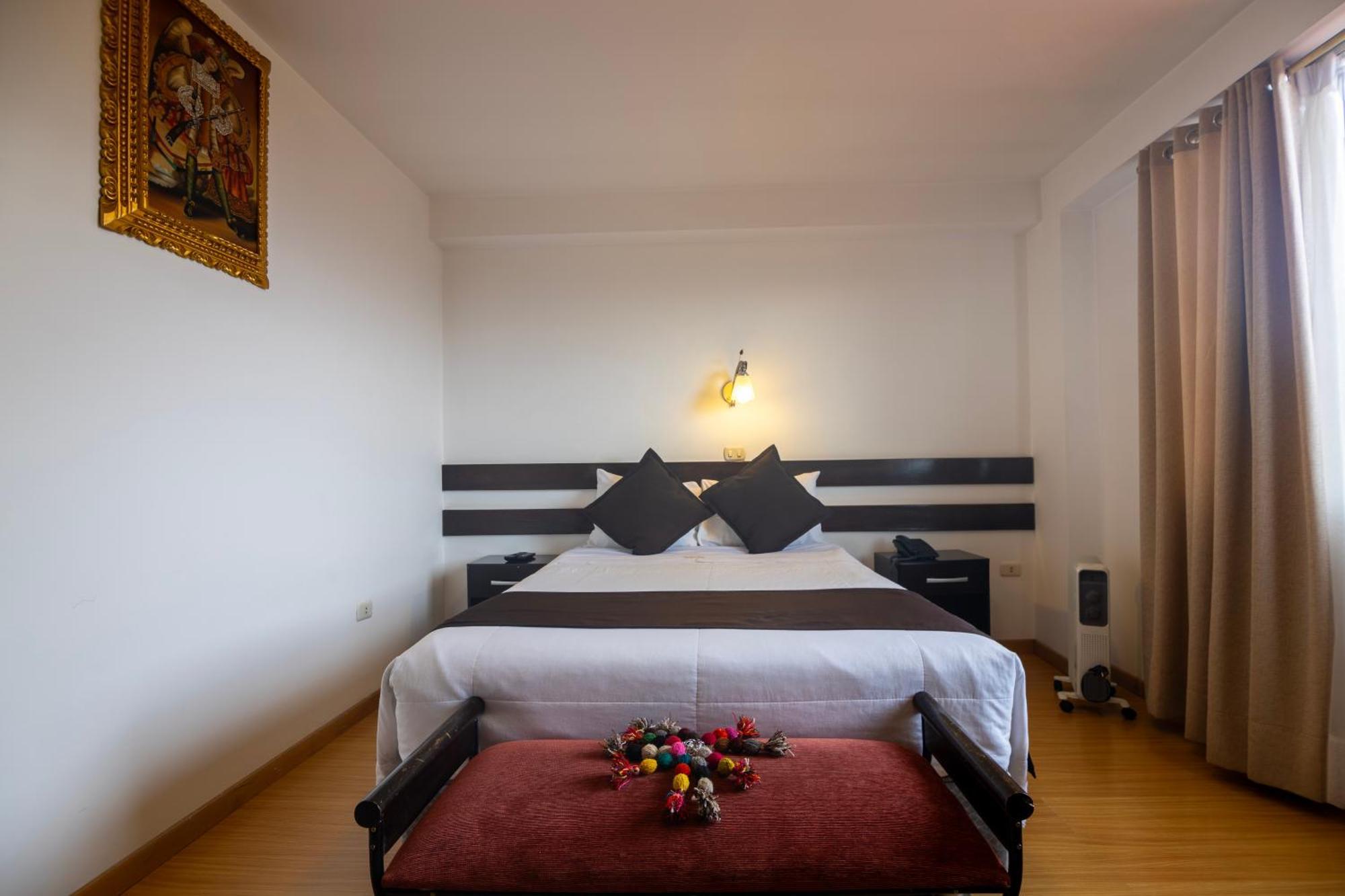 Hotel Kapac Inn-San Blas クスコ エクステリア 写真