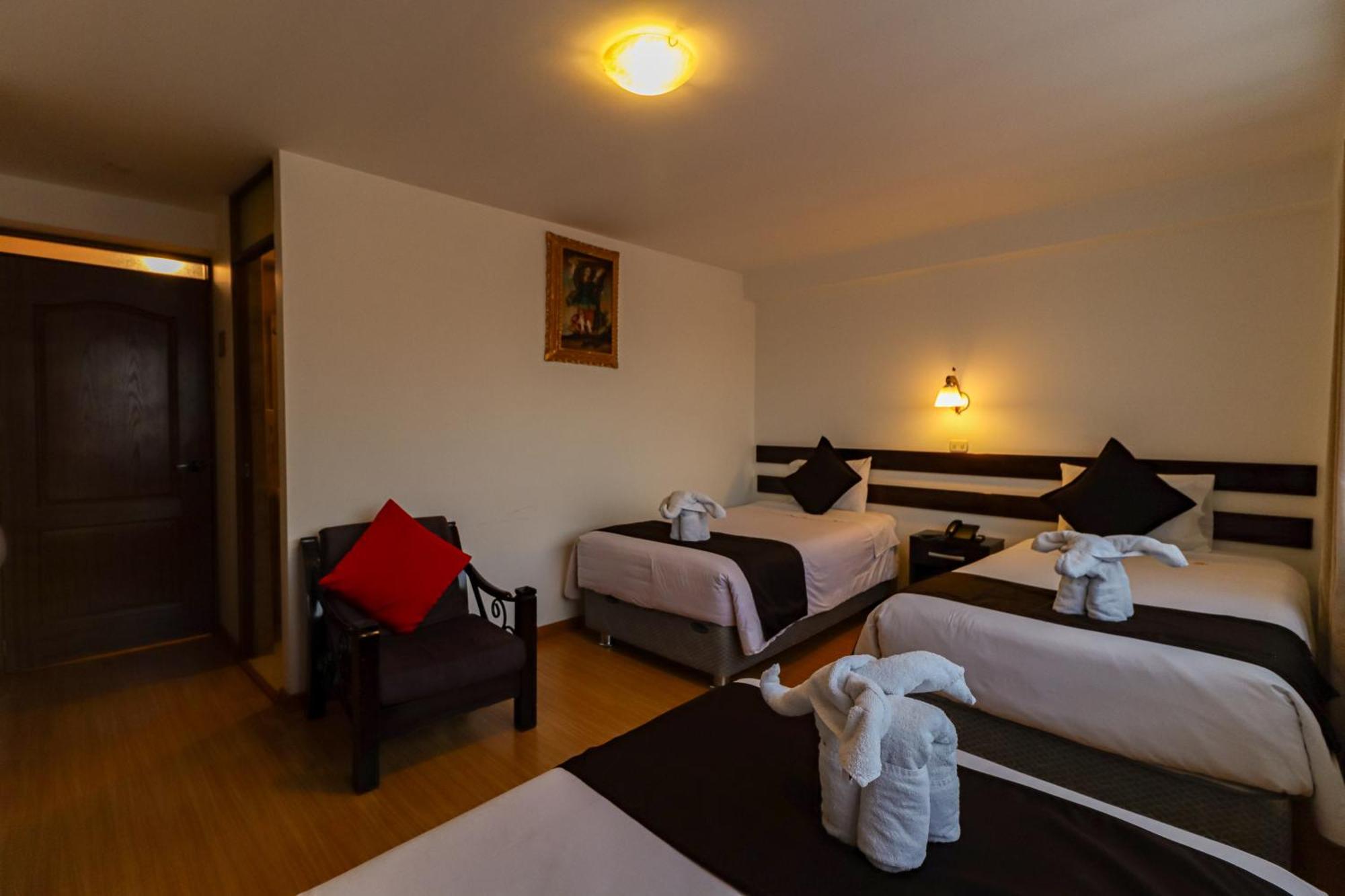 Hotel Kapac Inn-San Blas クスコ エクステリア 写真