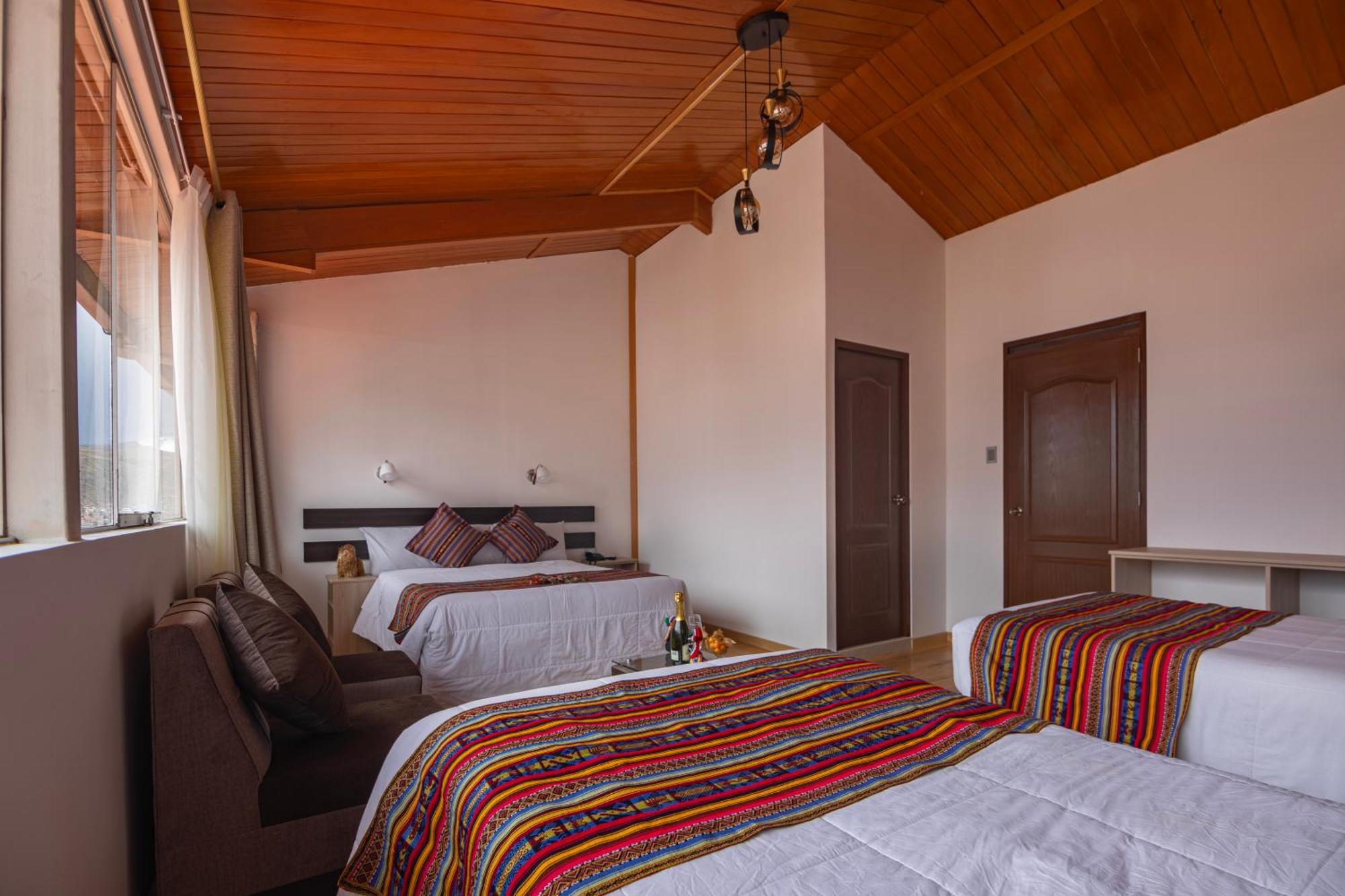 Hotel Kapac Inn-San Blas クスコ エクステリア 写真